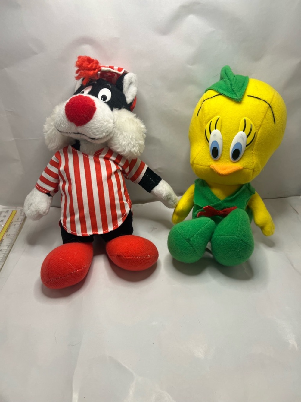 Tweety and Sylvester Christmas plush set vintage great condition